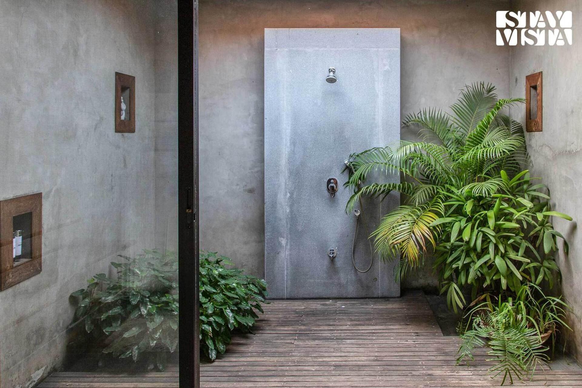 אליבג Wander Beyond By Stayvista - Featuring A Bali-Themed Abode And A Refreshing Swimming Pool מראה חיצוני תמונה