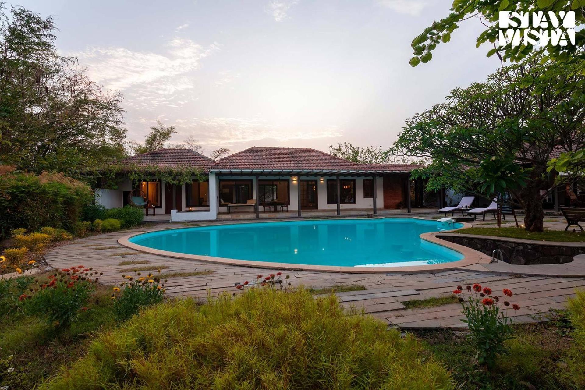 אליבג Wander Beyond By Stayvista - Featuring A Bali-Themed Abode And A Refreshing Swimming Pool מראה חיצוני תמונה